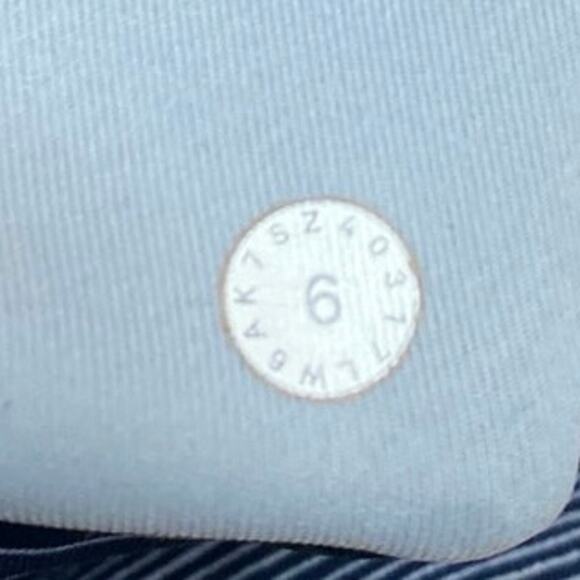 Lululemon Speed Up Women's Blue Striped Crop Yoga Athletic Leggings Pants Size 6 - Picture 5 of 5